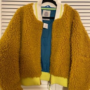NWT UBRAN OUTFITTERS YELLOW TEDDY JACKET
